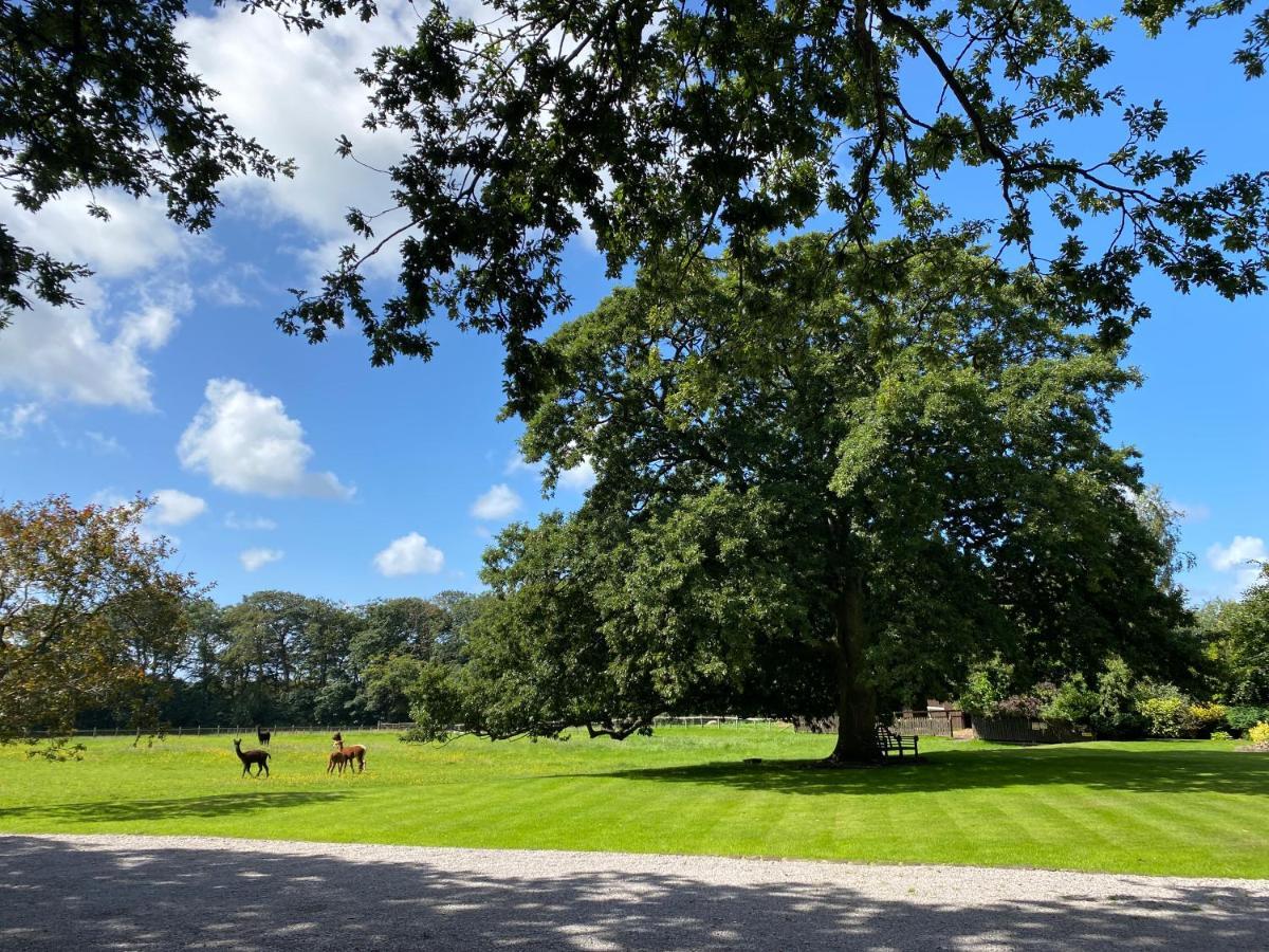 Poulton-le-Fylde Singleton Lodge Country House Hotel المظهر الخارجي الصورة